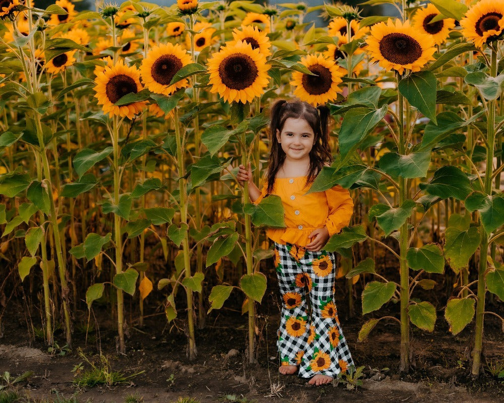 Foreign Trade Childrens Clothing WholesaleAutumn New Style Longsleeved Yellow Blouse Plaid Sun Flower Trousers Girl Suit 3-piece Set