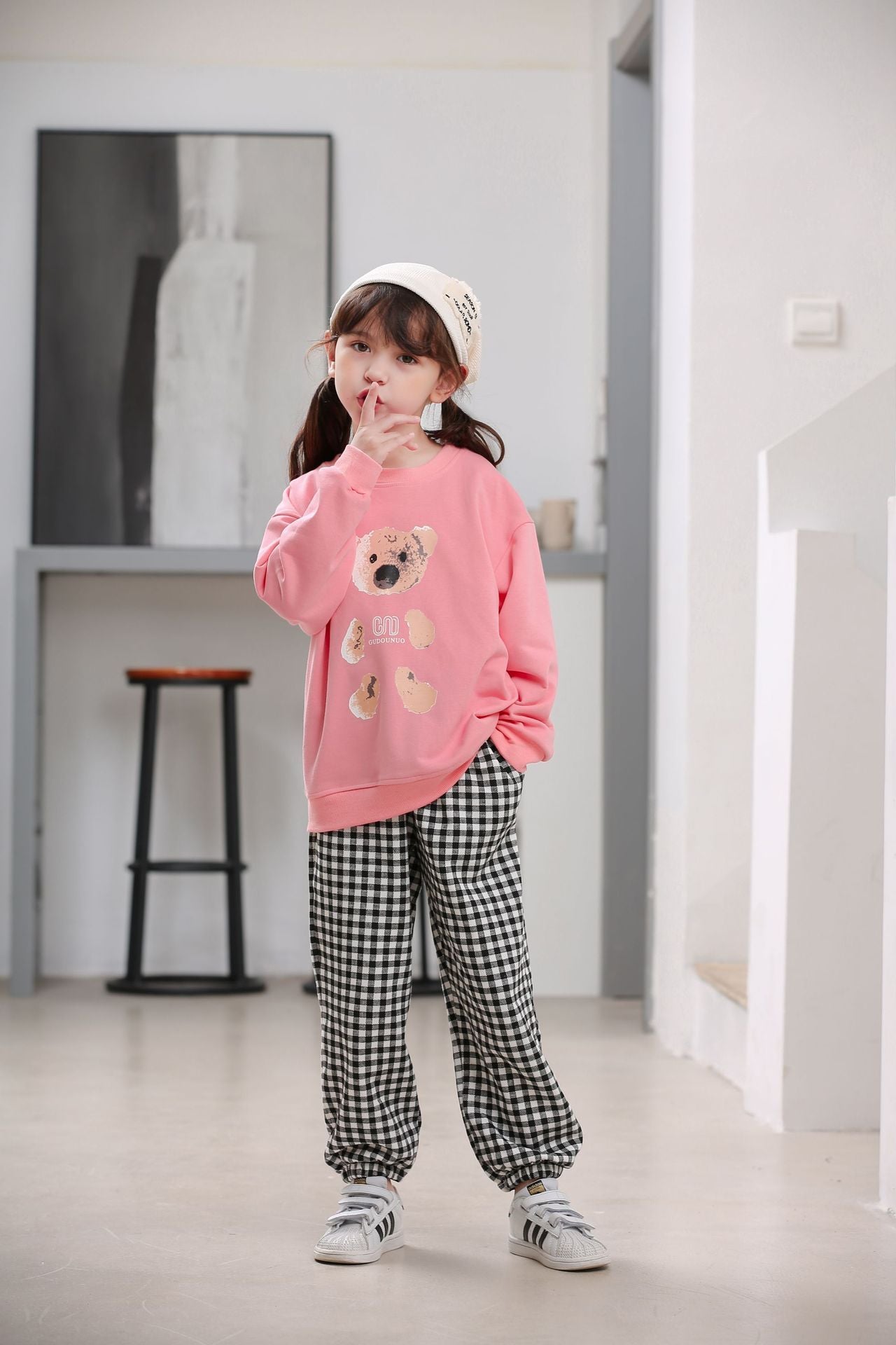 Round Neck Sweater Suit Cotton Plaid Trousers